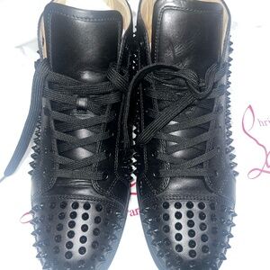 Christian Louboutin (Men's Louis Mid-Top Spiked Leather Sneakers)